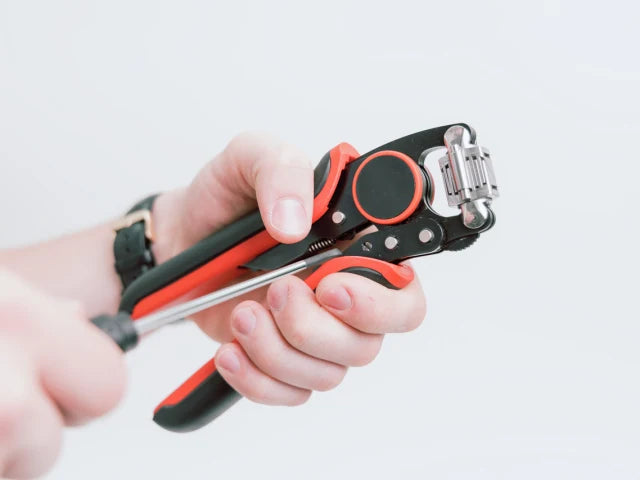 Automatic Crimp Tool