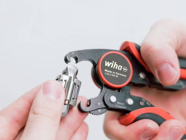 Automatic Crimp Tool