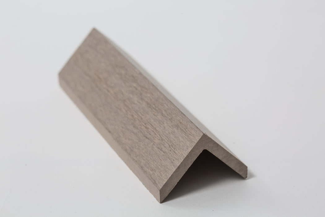 TRITON WPC Angle Trim