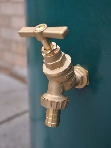 City Water Butt Planter In Green