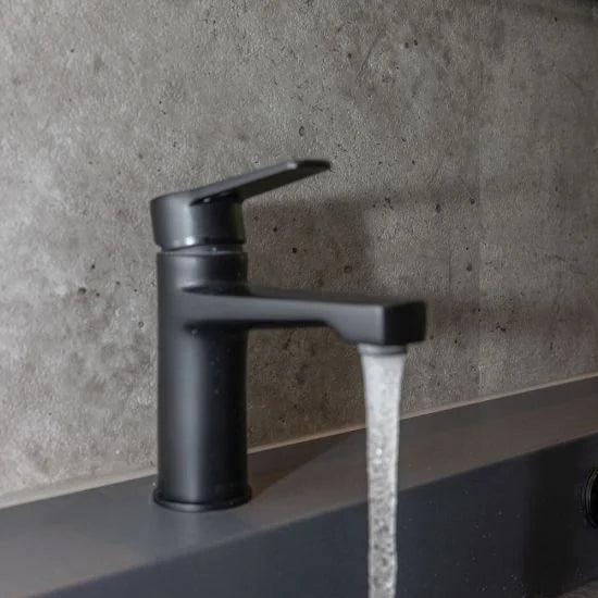 Solid Shower Panel - Grey Concrete - 5mm x 600mm x 2.6m - Pack of 2