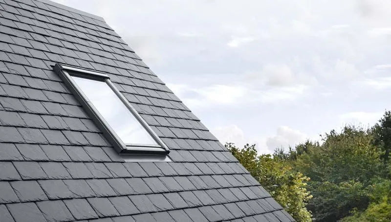 VELUX GGL PK08 Centre Pivot Roof Window - 94cm x 140cm