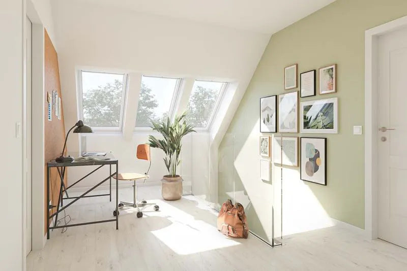 VELUX GGL MK08 Centre Pivot Roof Window - 78cm x 140cm