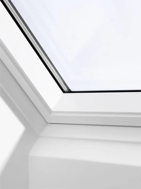 VELUX GGL PK08 Centre Pivot Roof Window - 94cm x 140cm