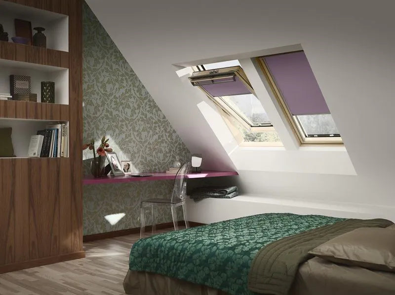 VELUX GGL FK08 Centre Pivot Roof Window - 66cm x 140cm