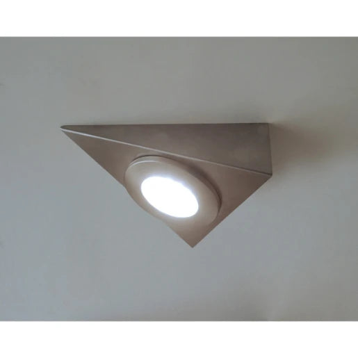 Cabinet Light LED Triangular 1.5W 3000K 160lm Chrome