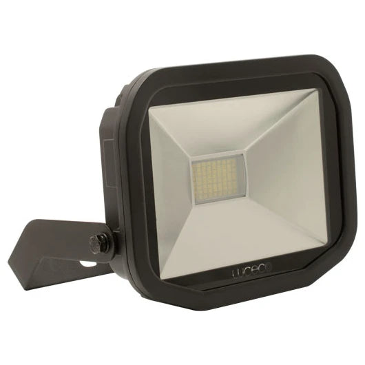 Castra Black Floodlight 3000K IP65 120Mm 3000 Total Lm 2650 Useful Lm 30W Std
