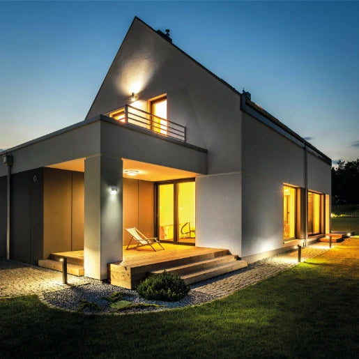 Solar Guardian Pir Wall Light Black Ip65 1.5W 220Lm 4000K Std