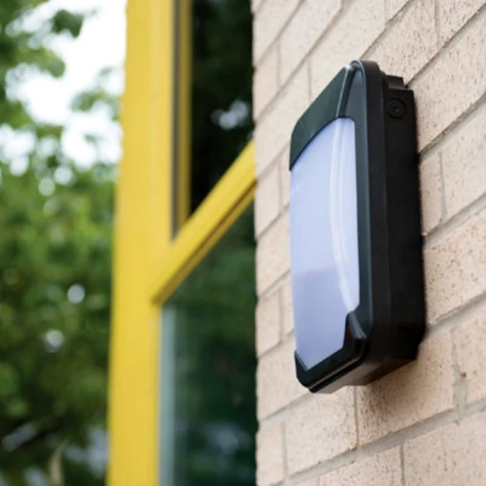 Bulkhead LED Wall Pack Slimline P/Cell Changeable Colour Temperature 15W Black