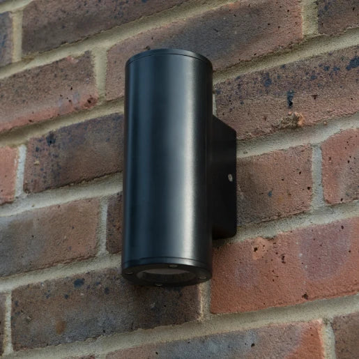 Wall Light Round Updown GU10 2 x 9W IP65 NO Lamp Black