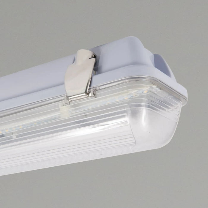 Batten x6S LED 4000K Anti Corrosive 35W 4025lm 6ft IP65