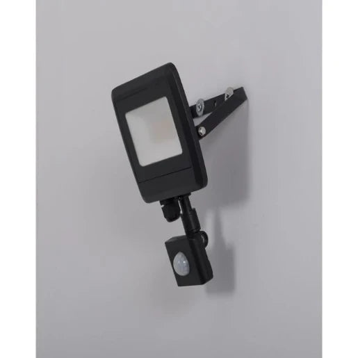 Siena Cr 30W 4000K Ip65 Pir Led Pir Floodlight Black