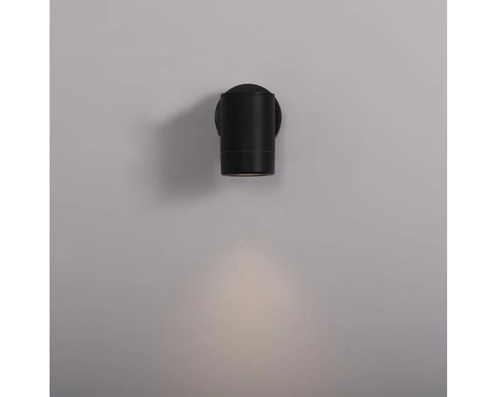 Tulua Gu10 Single Wall Light With Photocell Black