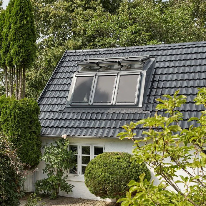 VELUX GGU MK06 SB0W32101 White Maintenance Free 6 Window Dormer System - 78cm x 118cm