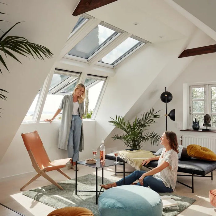 VELUX GGU MK06 SB0W32101 White Maintenance Free 6 Window Dormer System - 78cm x 118cm