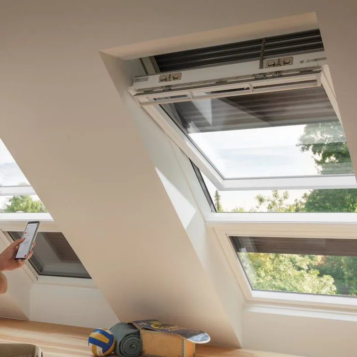 VELUX White Maintenance Free GGU PK06 Polyurethane Centre Pivot Roof Window - 94cm x 118cm