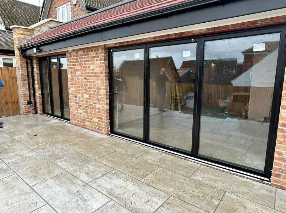 5600mm Anthracite Grey on White Heritage Visofold 1000 Bifold Door - 5 sections