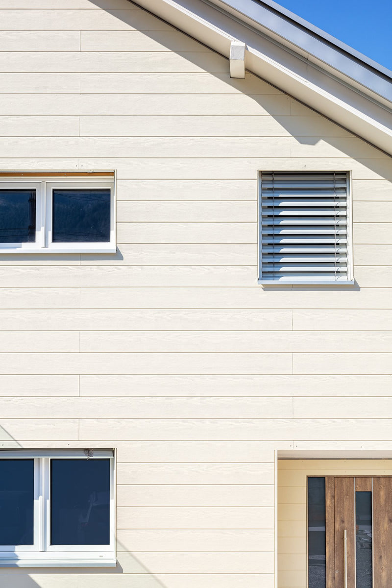 James Hardie VL Plank Cedar Cladding Lifestyle Image 3
