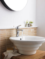 Round Vessel
